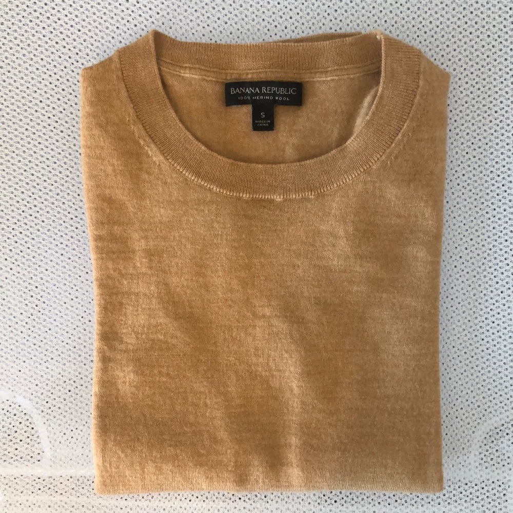 Banana Republic Camel Merino Sweater